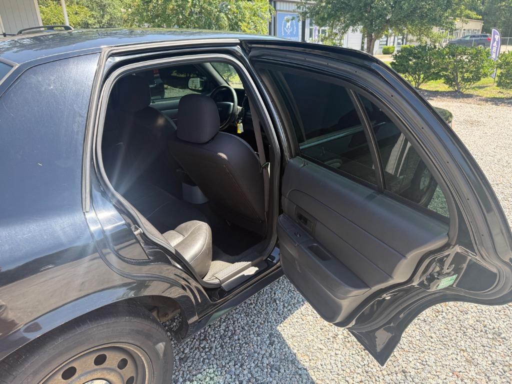 2006 Ford Crown Victoria - Photo 13