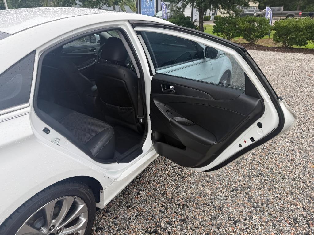 2011 Hyundai Sonata SE - Photo 13