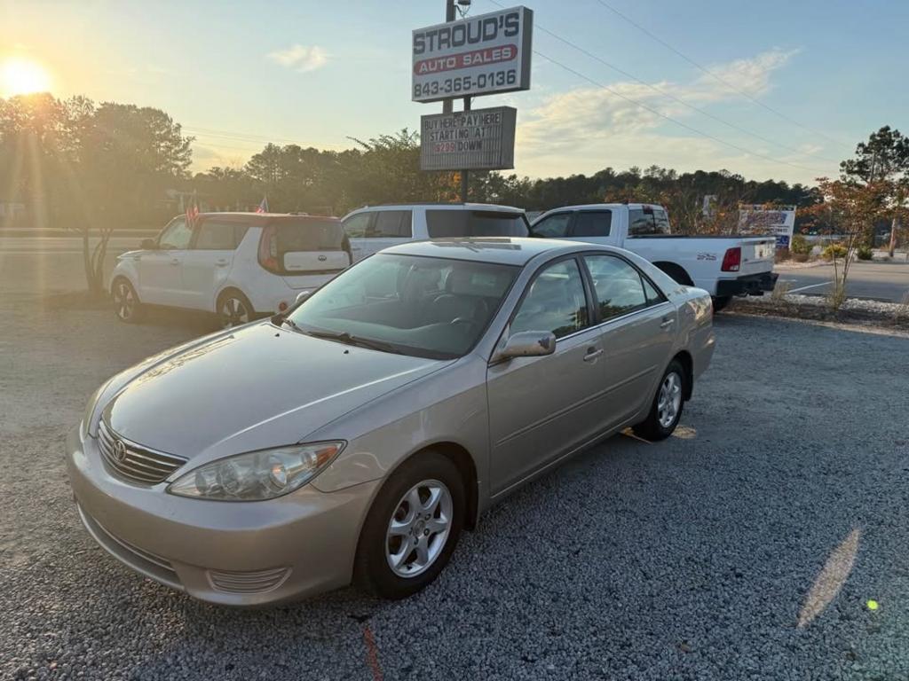 2005 Toyota Camry LE