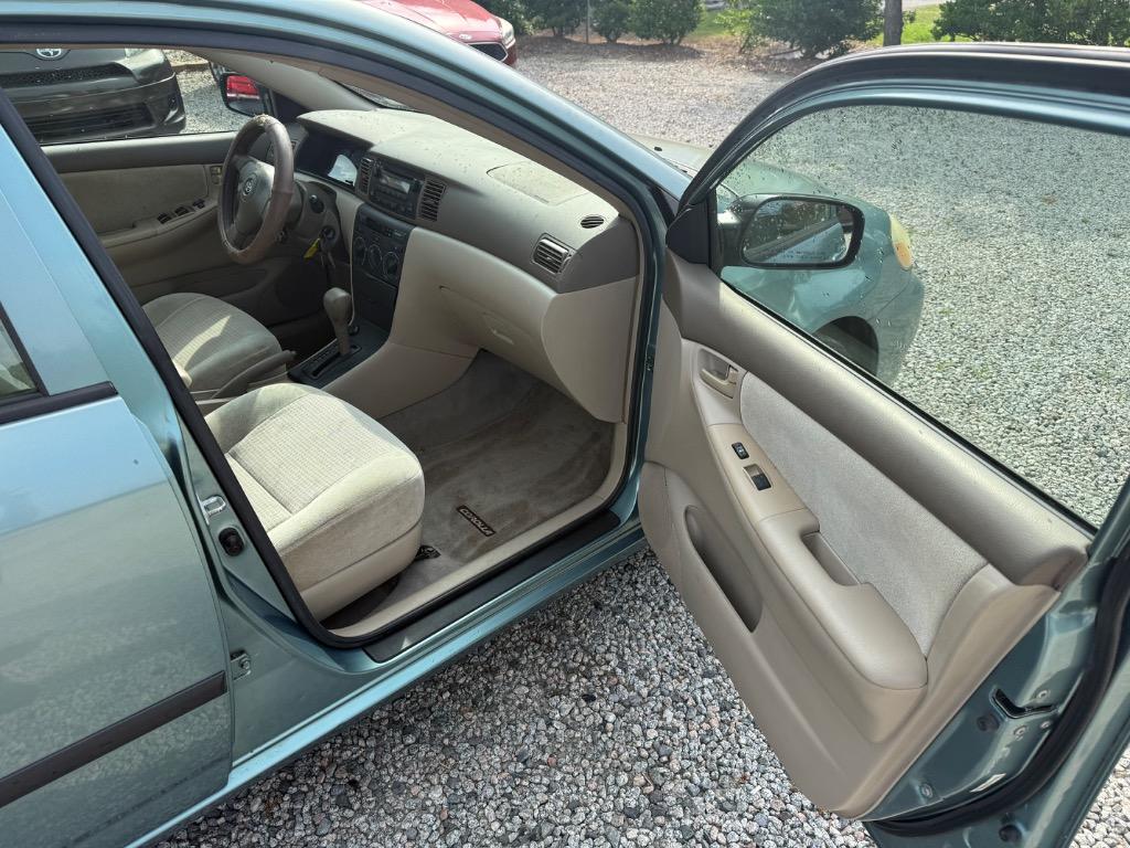 2006 Toyota Corolla CE - Photo 11