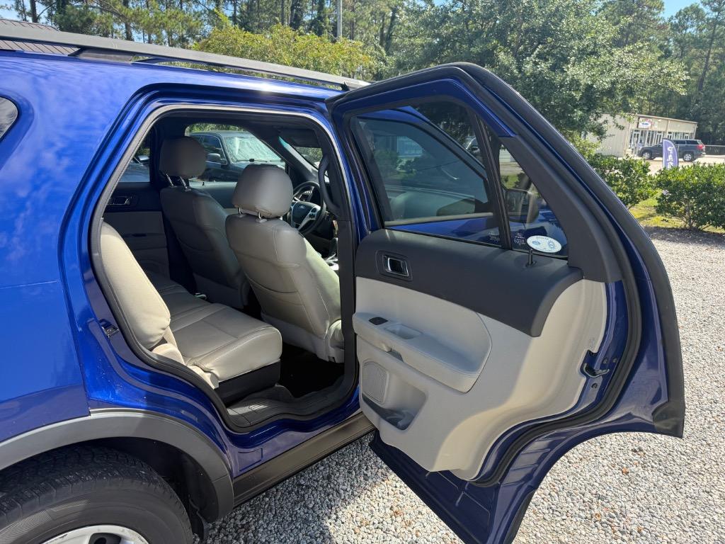 2013 Ford Explorer Base - Photo 13
